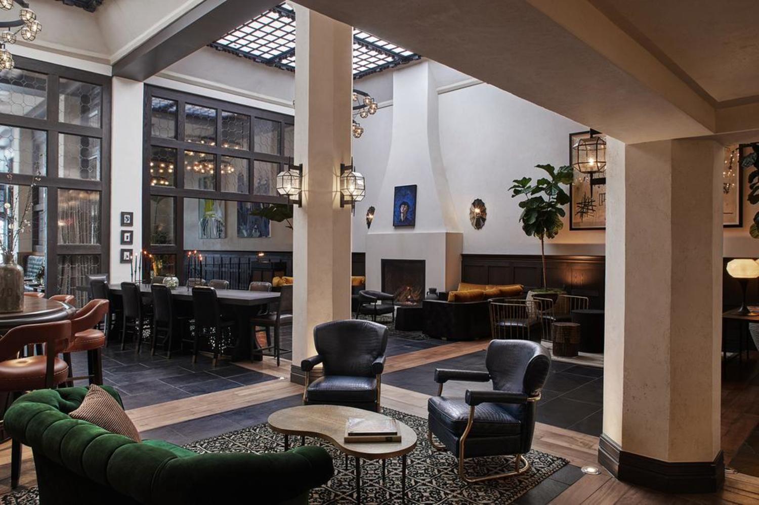 فندق فيجيروا لوس أنجلوس المظهر الخارجي الصورة The Hotel's lobby