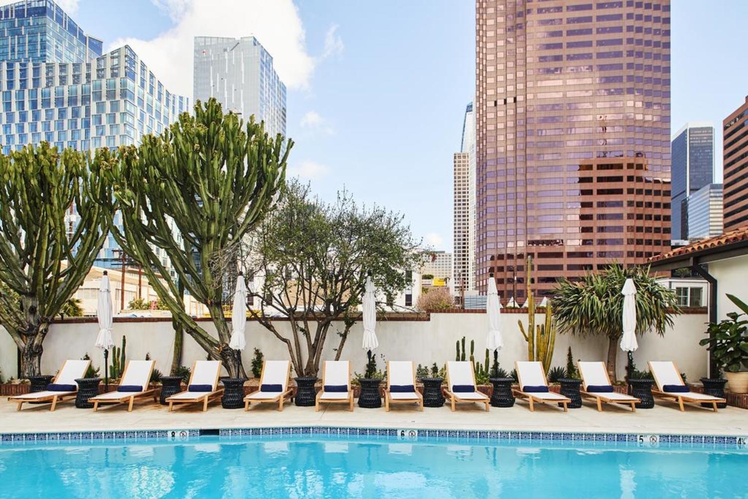 فندق فيجيروا لوس أنجلوس المظهر الخارجي الصورة The pool at the Standard, Downtown LA