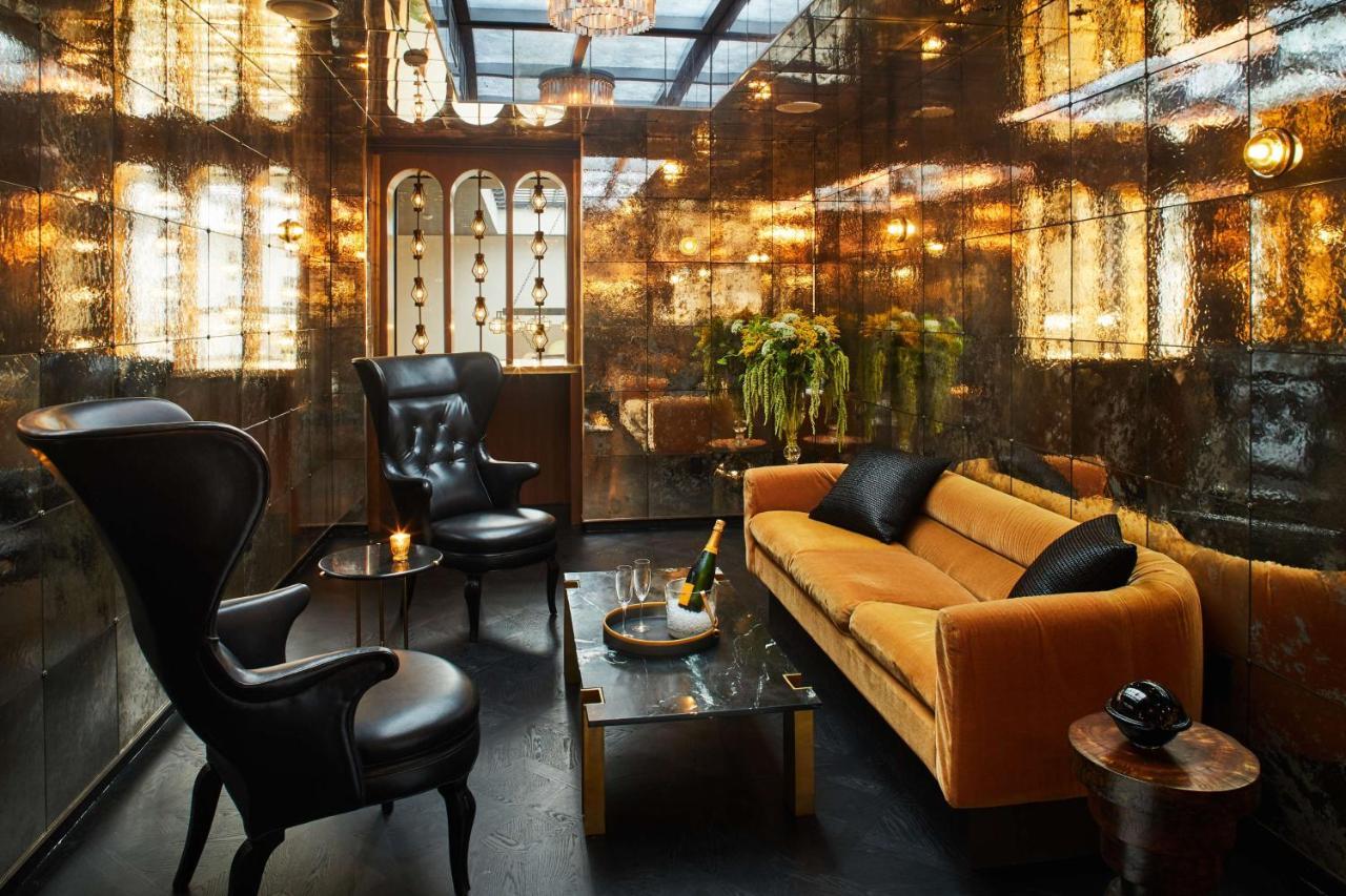 فندق فيجيروا لوس أنجلوس المظهر الخارجي الصورة The interior of the bar