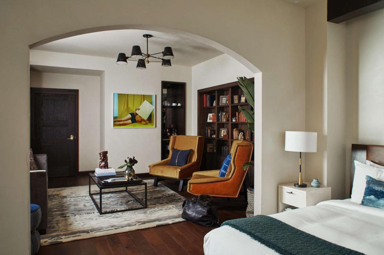 فندق فيجيروا لوس أنجلوس المظهر الخارجي الصورة A suite at the hotel